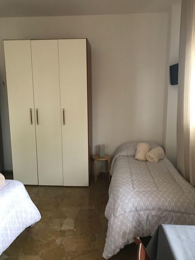 Guesthouse Amici Miei Florence Exterior photo