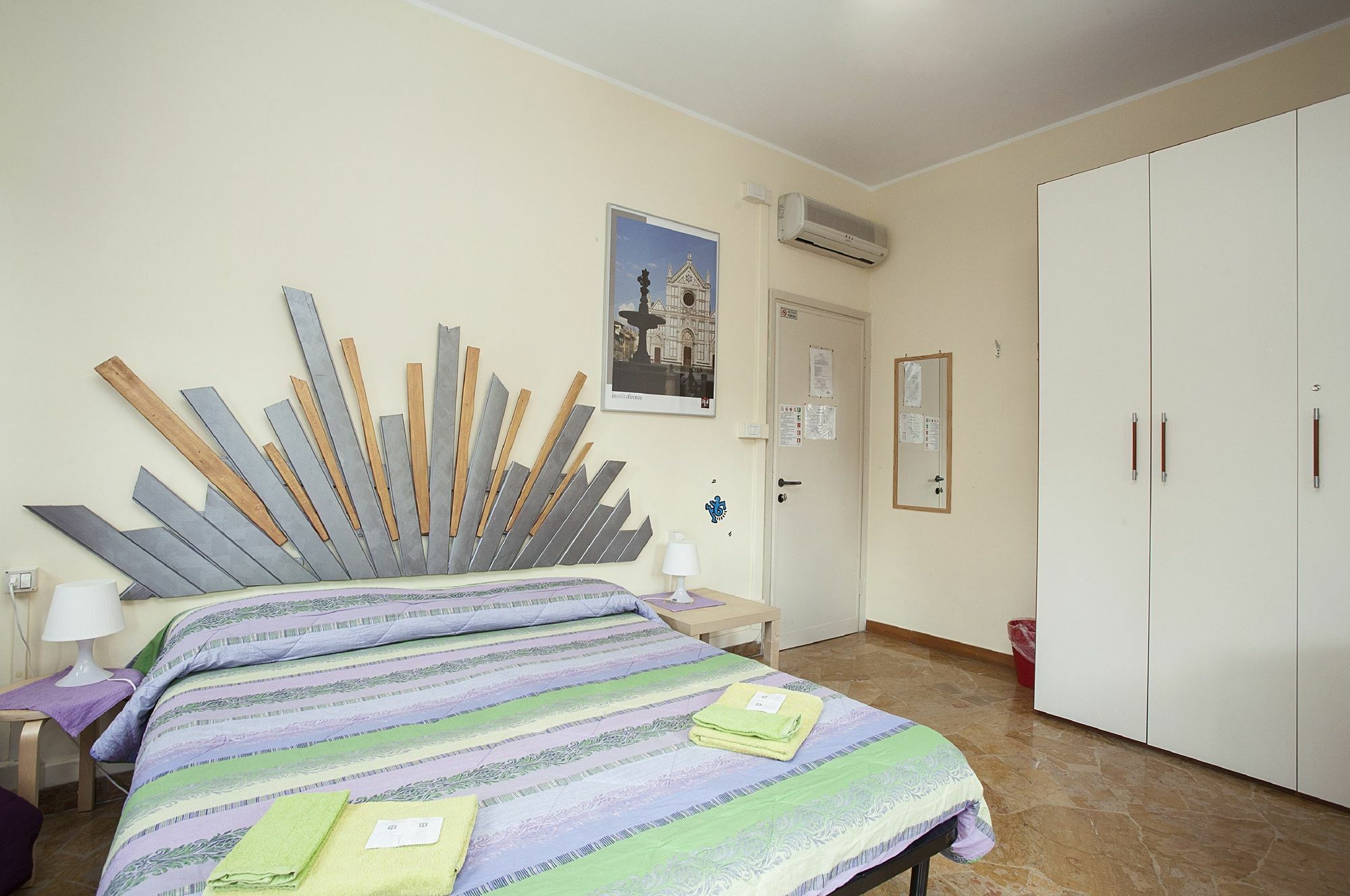 Guesthouse Amici Miei Florence Exterior photo
